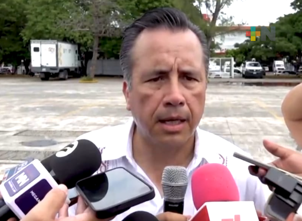 Gobernador defiende la libertad de expresión tras incidente con AMLO en Veracruz